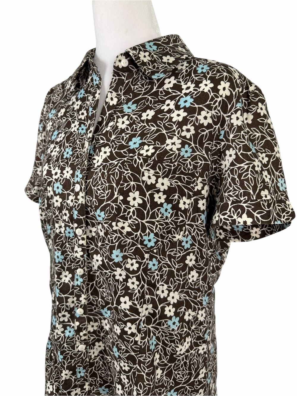 Kim Rogers Brown Linen blue& white Floral Button-Up Shirt Size M Casual chic - Picture 2 of 11